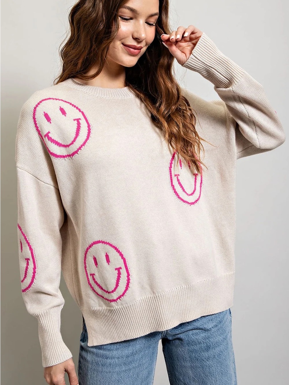 Crewneck Sweater - Cream with Pink Smileys